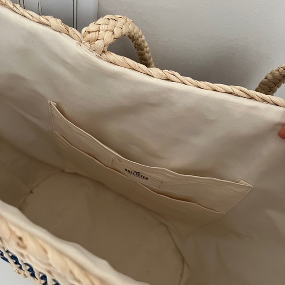 Hollister straw picnic bag - Picture 2 of 2